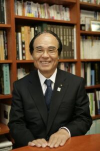 社是や経営理念を実践するのは、誰よりリーダーであるべき――オンライン通信講座「塚越寛さんに学ぶ年輪経営の極意」① 文屋 末広がりの美しい